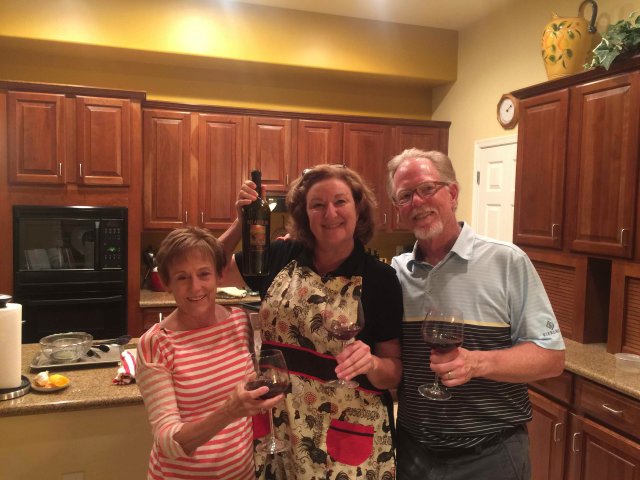 01 2015 10 19 Stinsons_wine